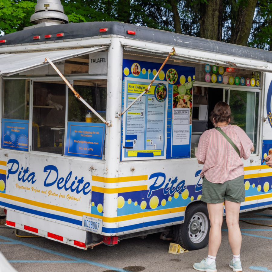 Pita Delite vendor.